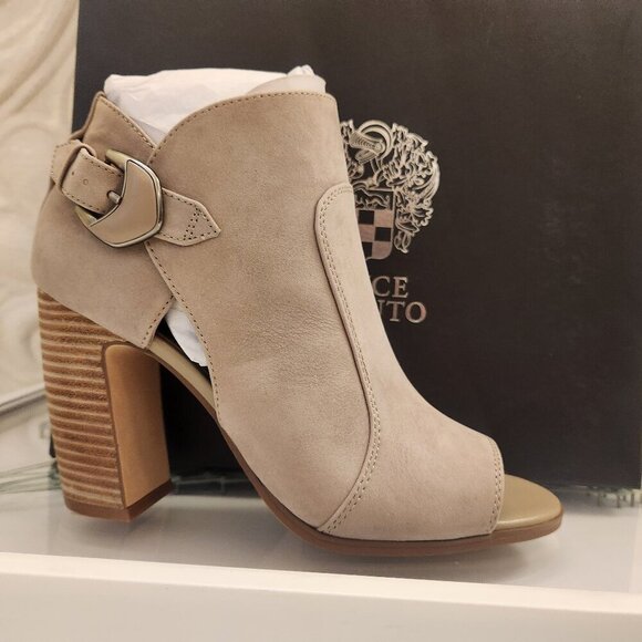 Vince Camuto Shoes - Vince Camuto Grey Leather " Bernida" Peep toe Heeled Sandals. NIB. Size Various